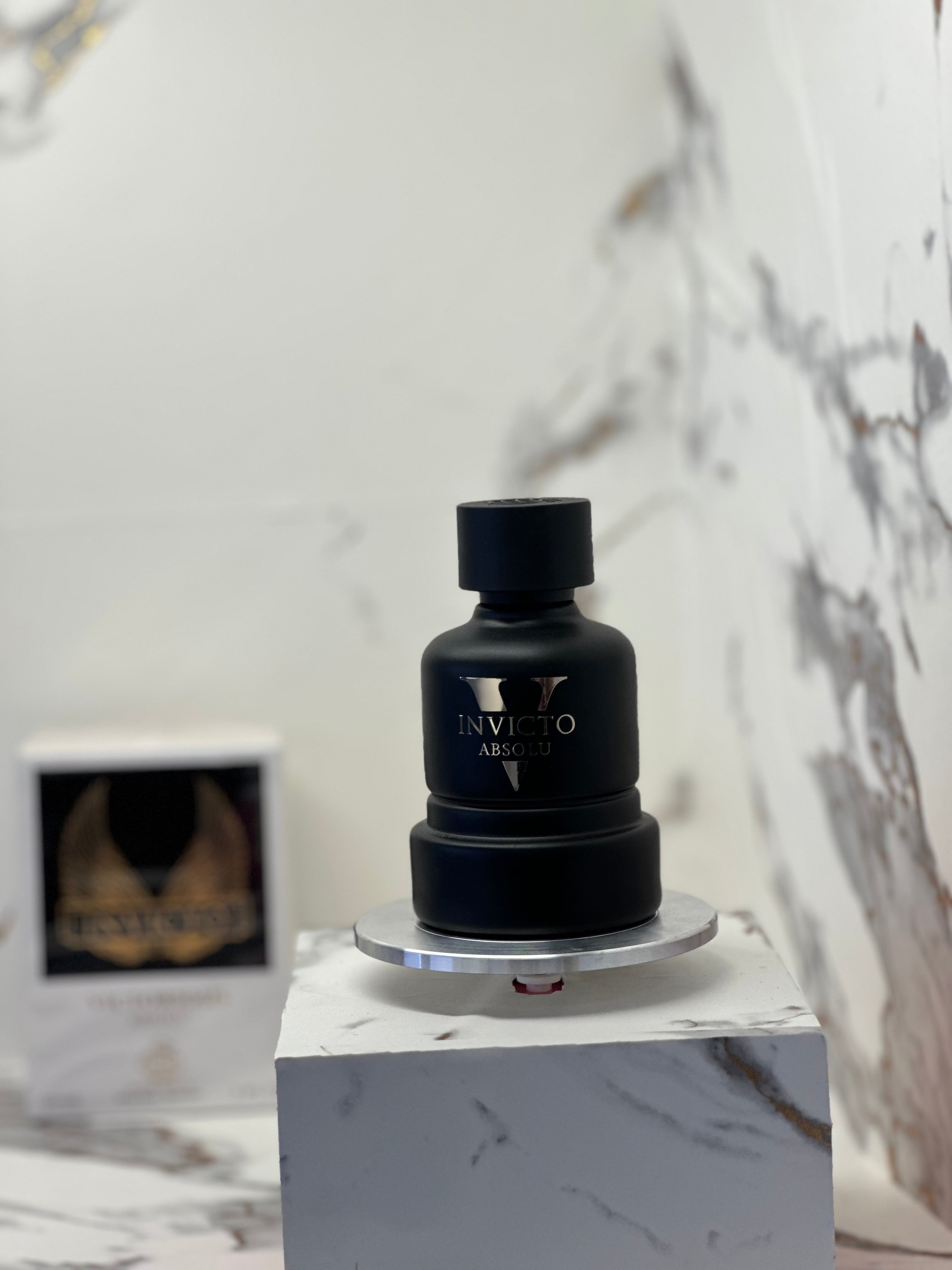 Invicto Absolu Eau de Parfum 100 ml.